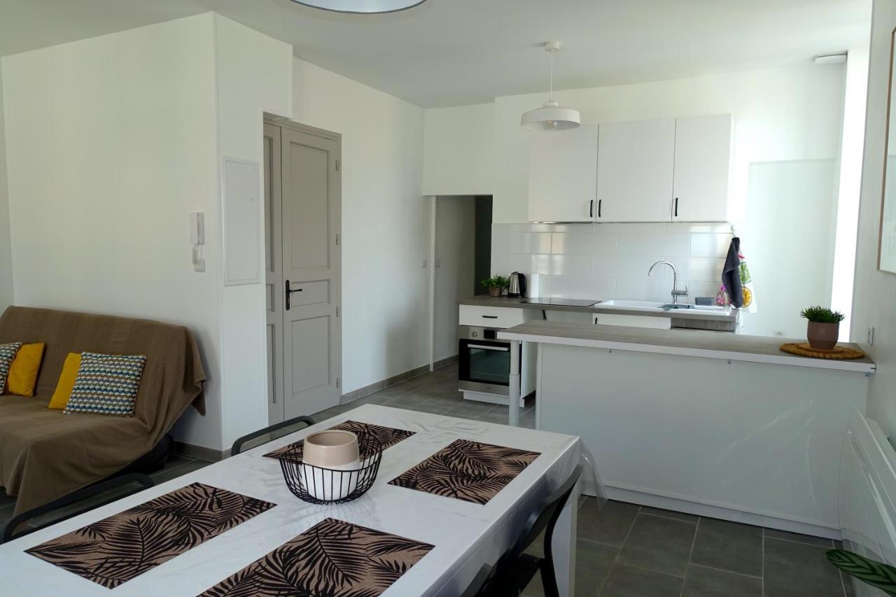 Maison Carree/Coeur Historique De Nimes - Superbe Appt 55M² Bagian luar foto