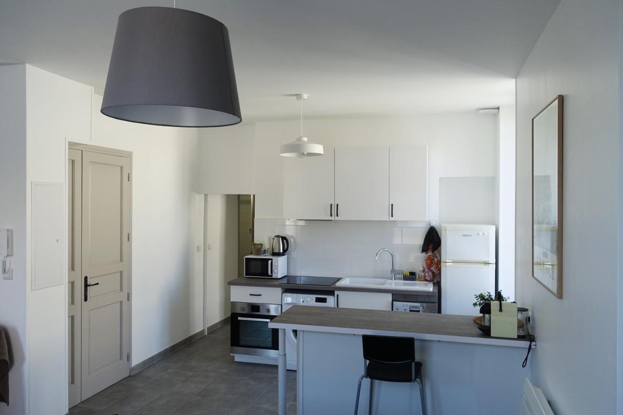 Maison Carree/Coeur Historique De Nimes - Superbe Appt 55M² Bagian luar foto
