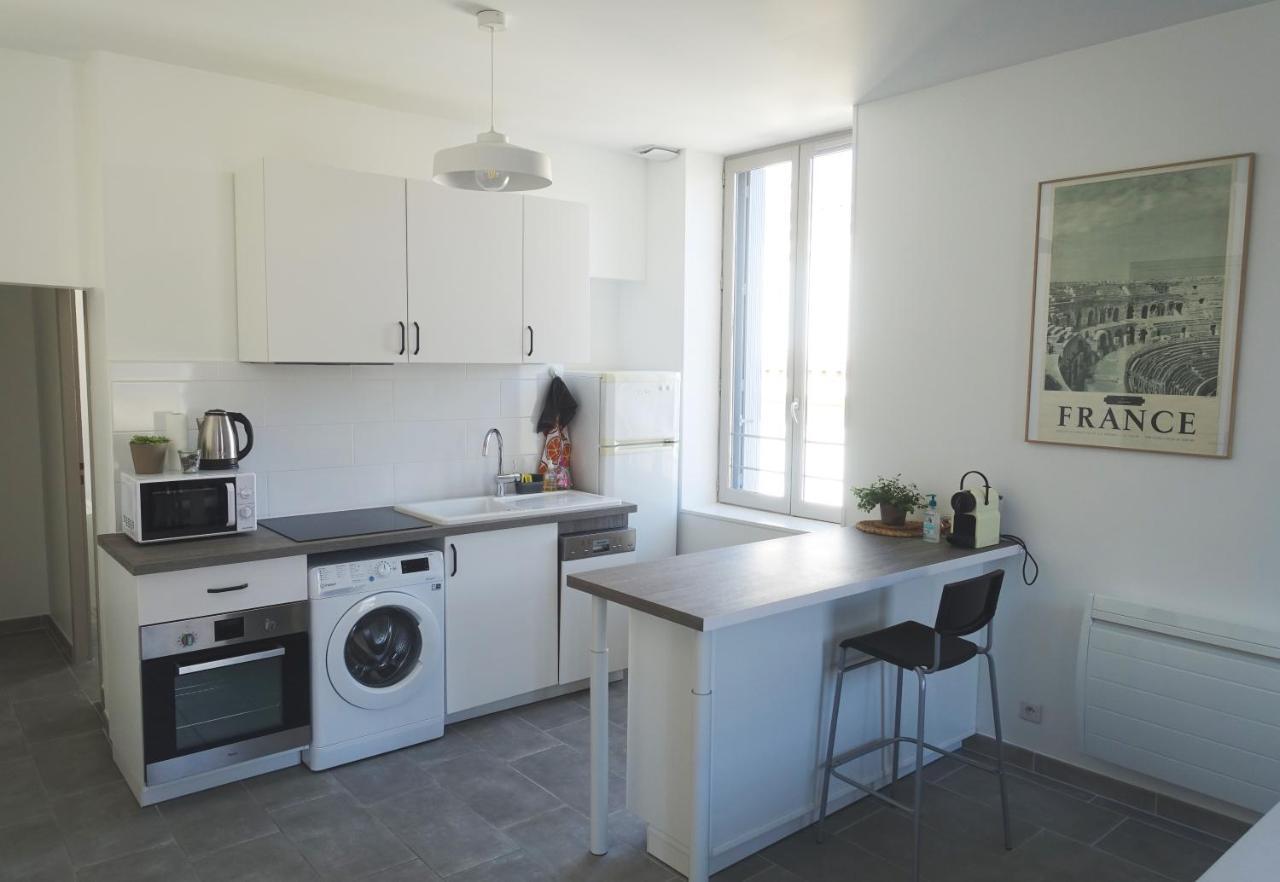 Maison Carree/Coeur Historique De Nimes - Superbe Appt 55M² Bagian luar foto
